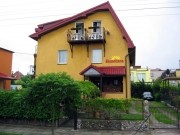 Przestronne pokoje z balkonami i widokiem na morze, parking, internet – Władysławowo